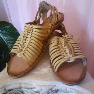 New Summer Hurrachi Like Sandals